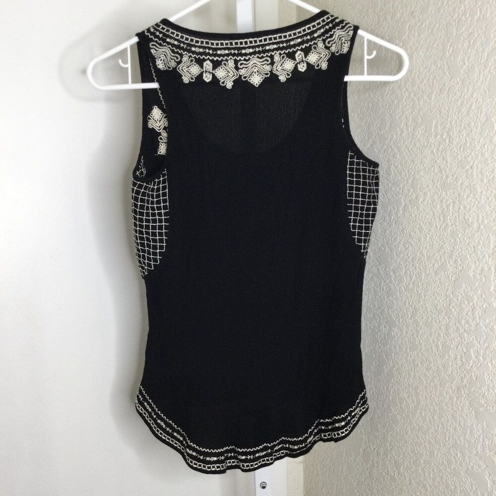 THML Blouse - Picture 3 of 3